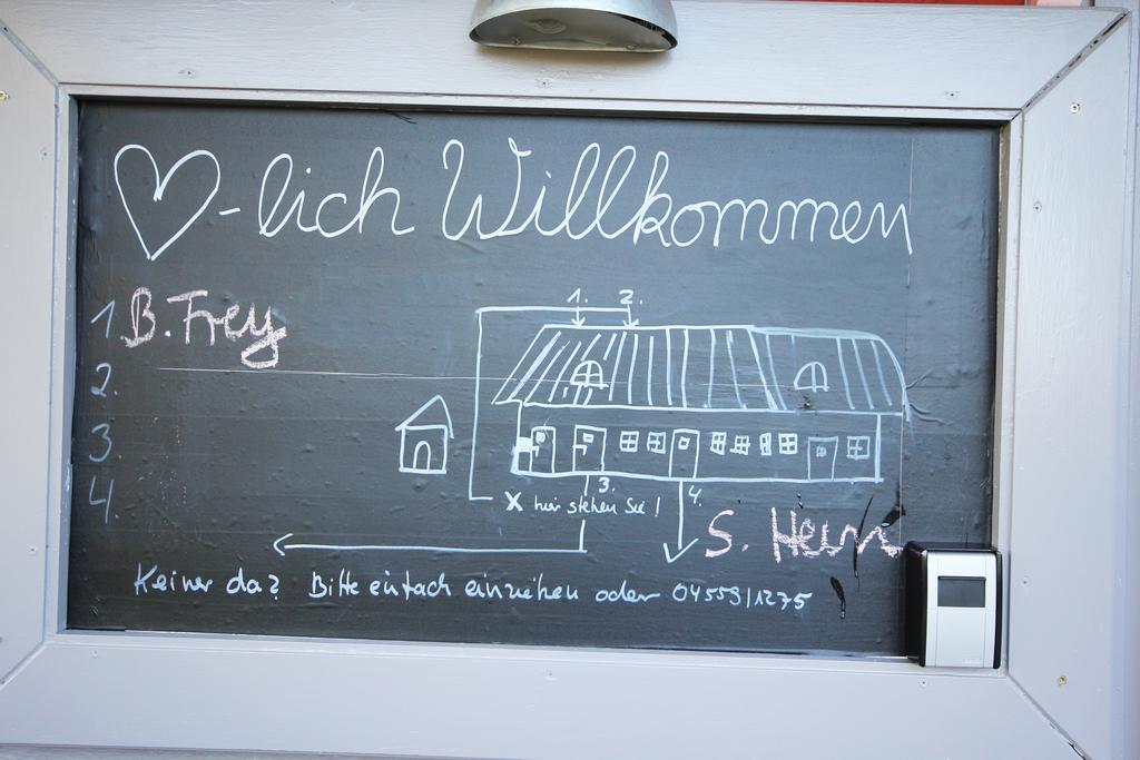 Wohnungen Unter Reet Krems Zwei Eksteriør billede